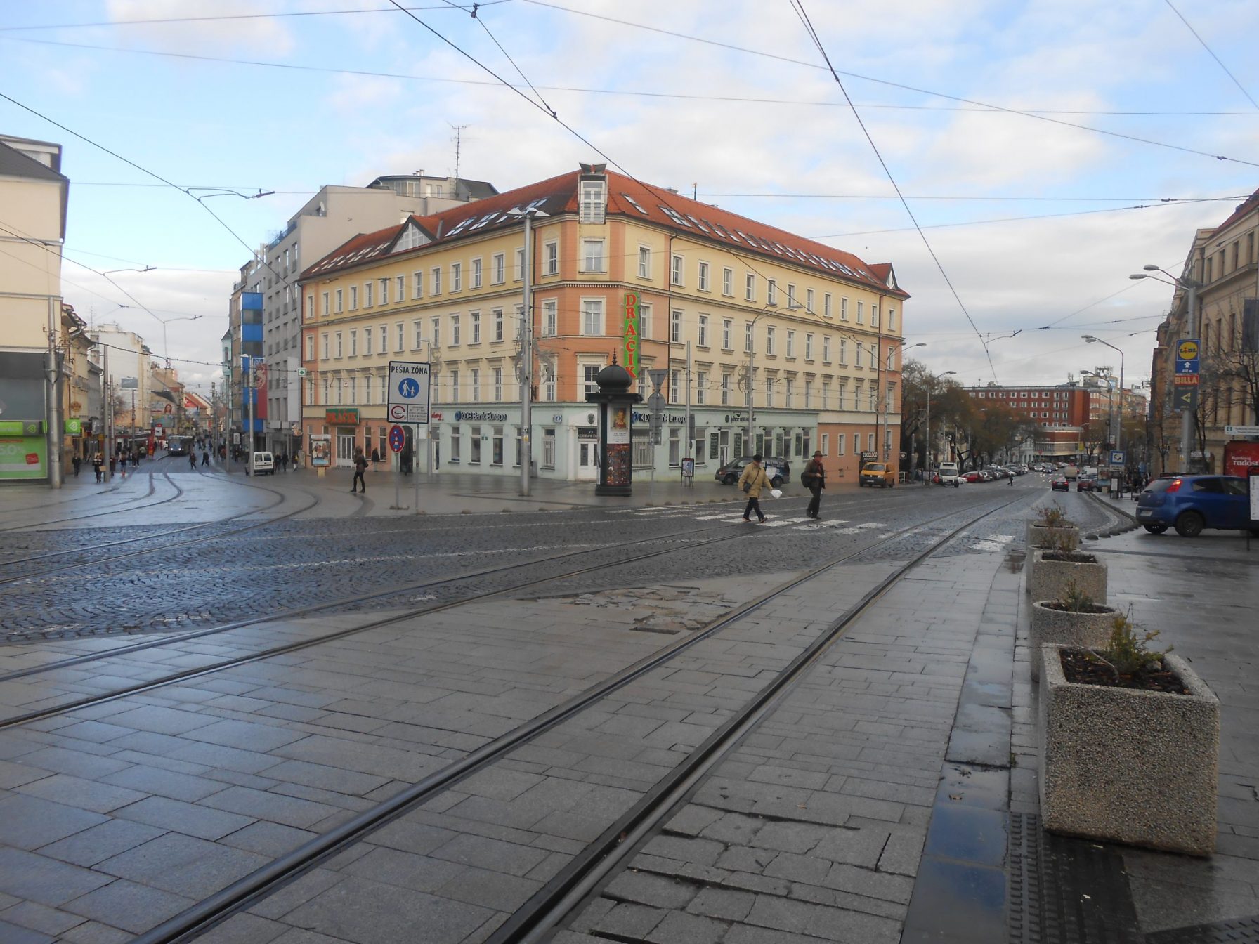 Tramway tracks