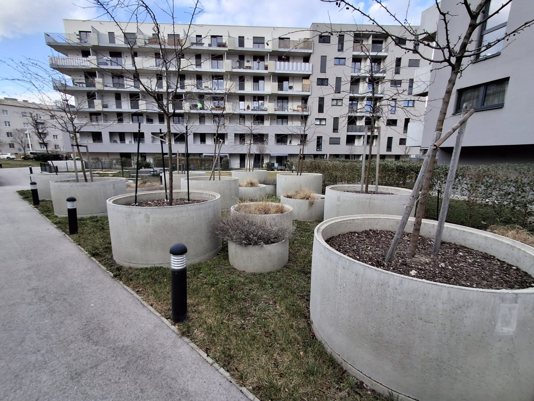 Area with obstacles